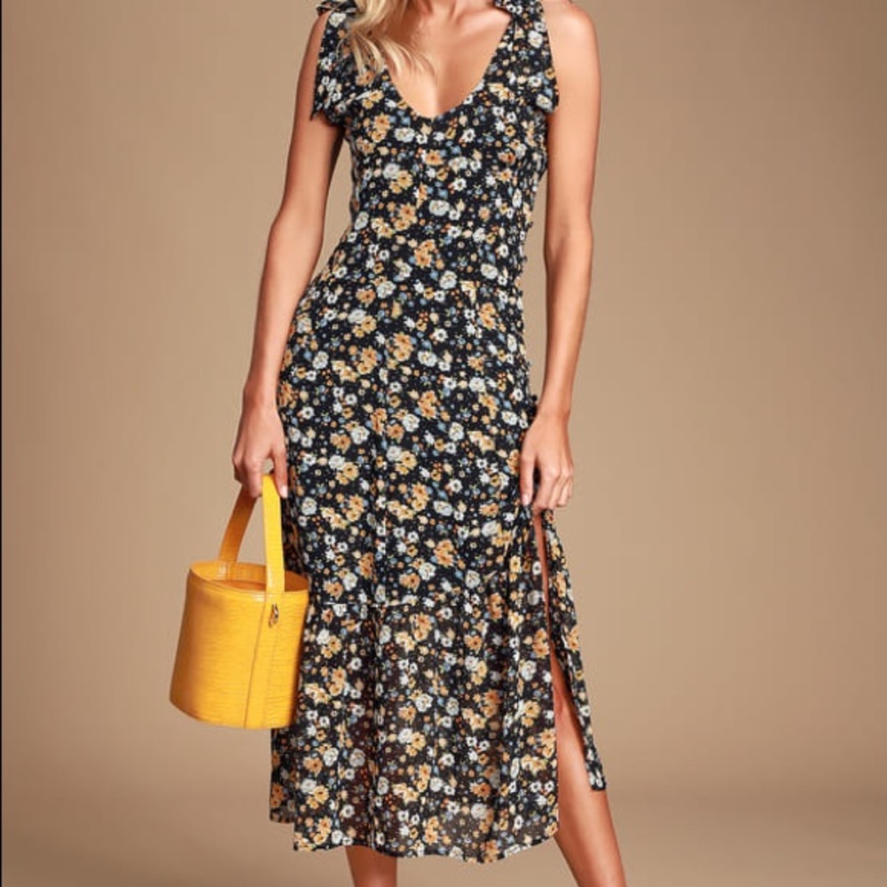 Lulu’s Quite a Sight midi dress